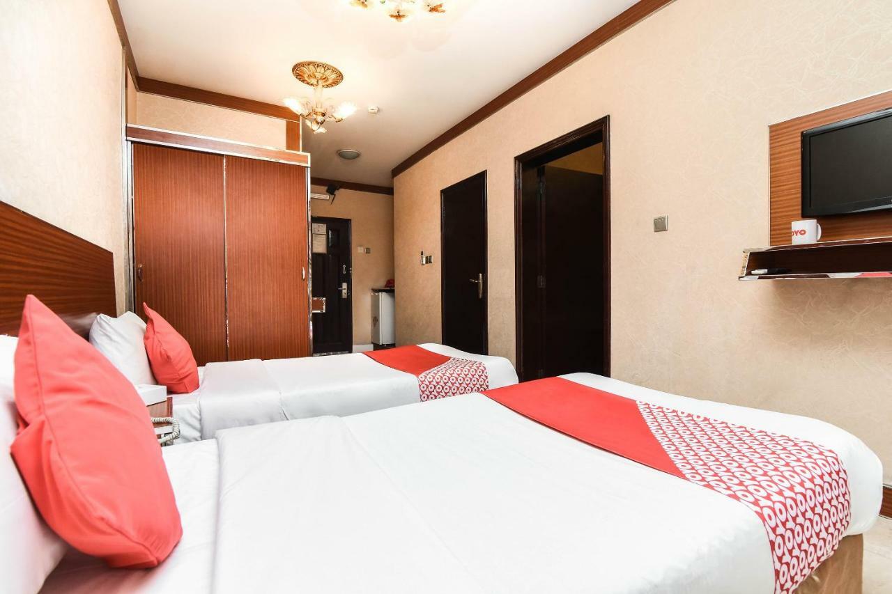Hotel Oyo 180 Evin