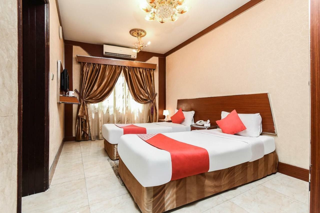 Oyo 180 Evin Hotel 3*