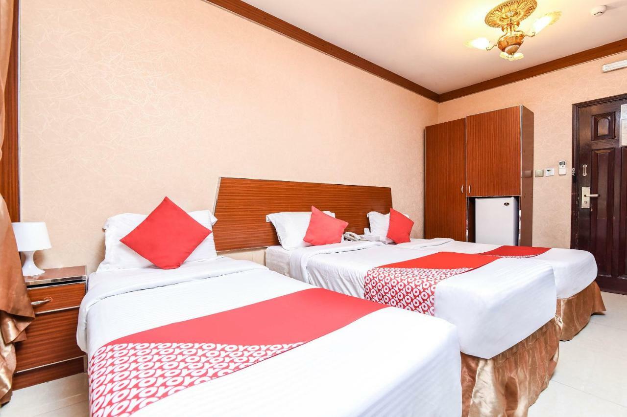 Hotel Oyo 180 Evin